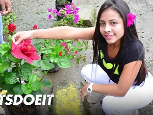 Maria Antonia Alzate picked up for a harsh deep drilling & facial jizz flow